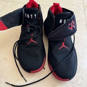 Air Jordan Why Not Zer0.1 Bred Kids size 5Y